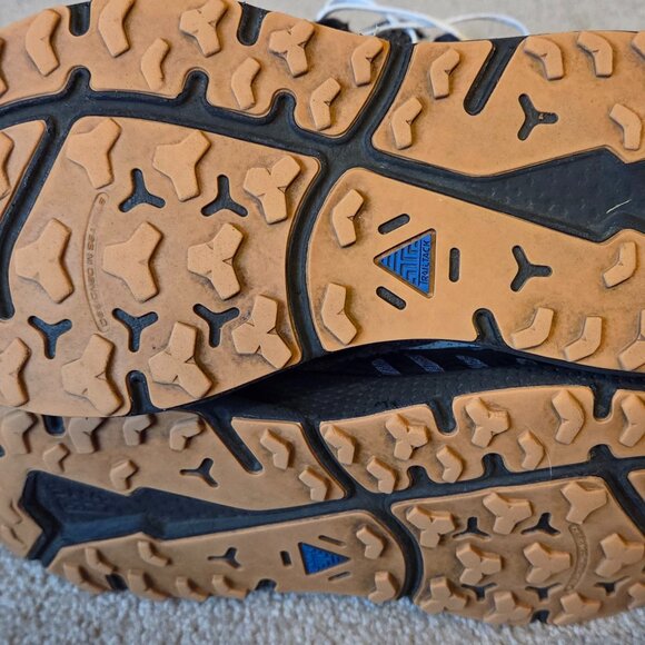 Brooks Divide 4 Hiking Shoe Size 9 *Spring Clearance* - Picture 3 of 6